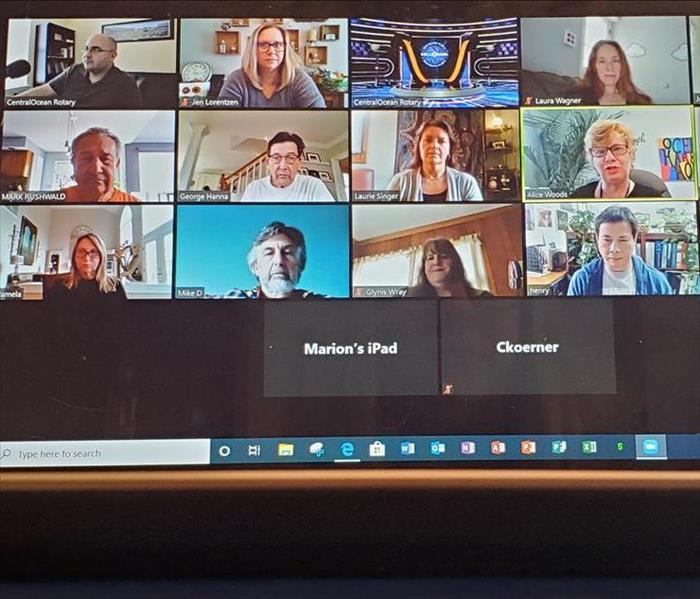 15 members from the Central Ocean Rotary Club on a Zoom meeting